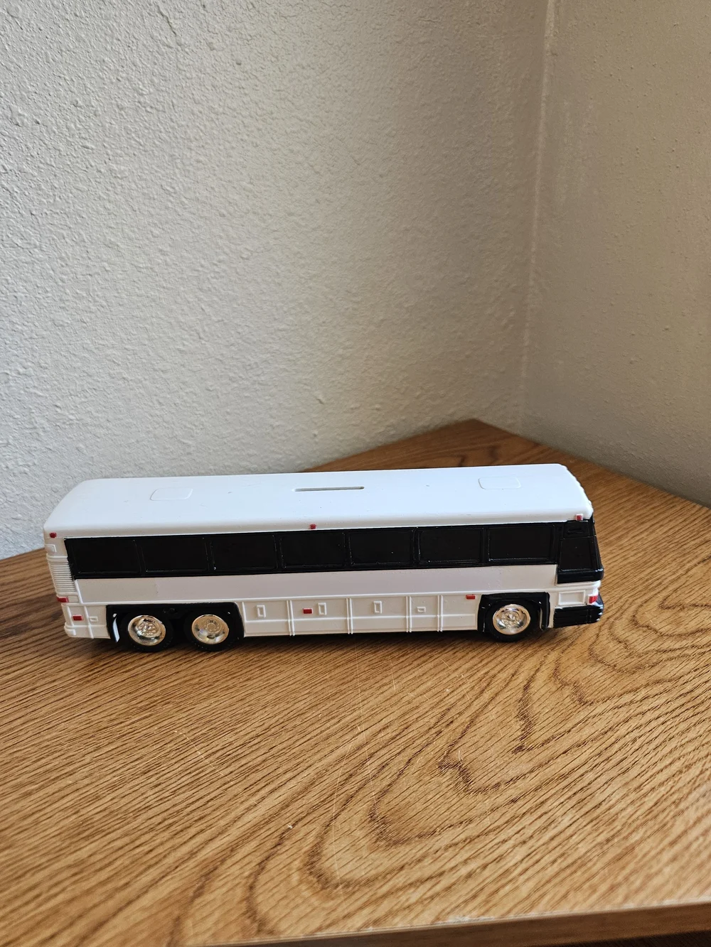 4/$10 Bus Toy Bank 10 Inch Plastic Vehicle